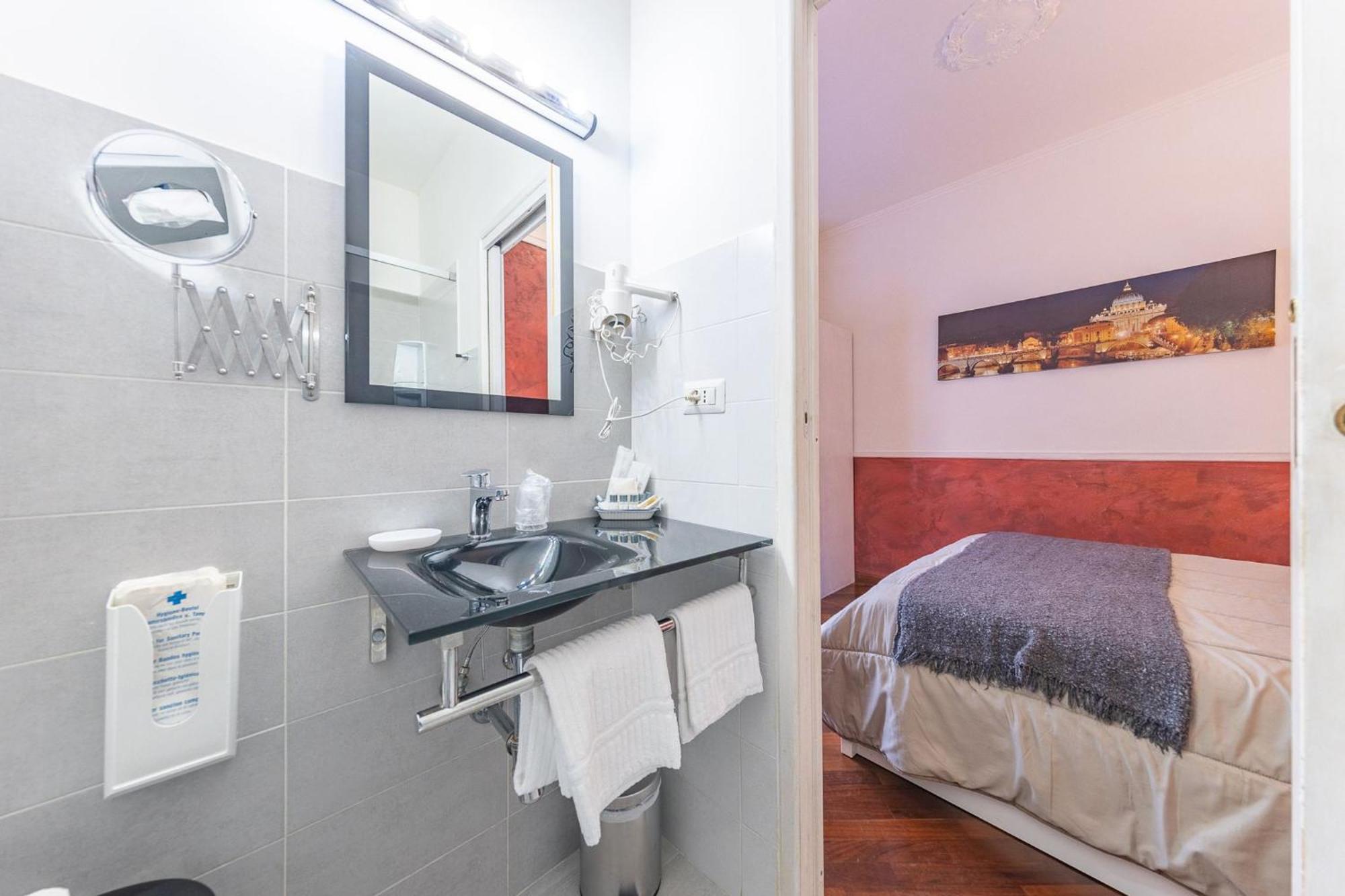 Room In Bb - Camera Doppia In History House Roma Exterior foto